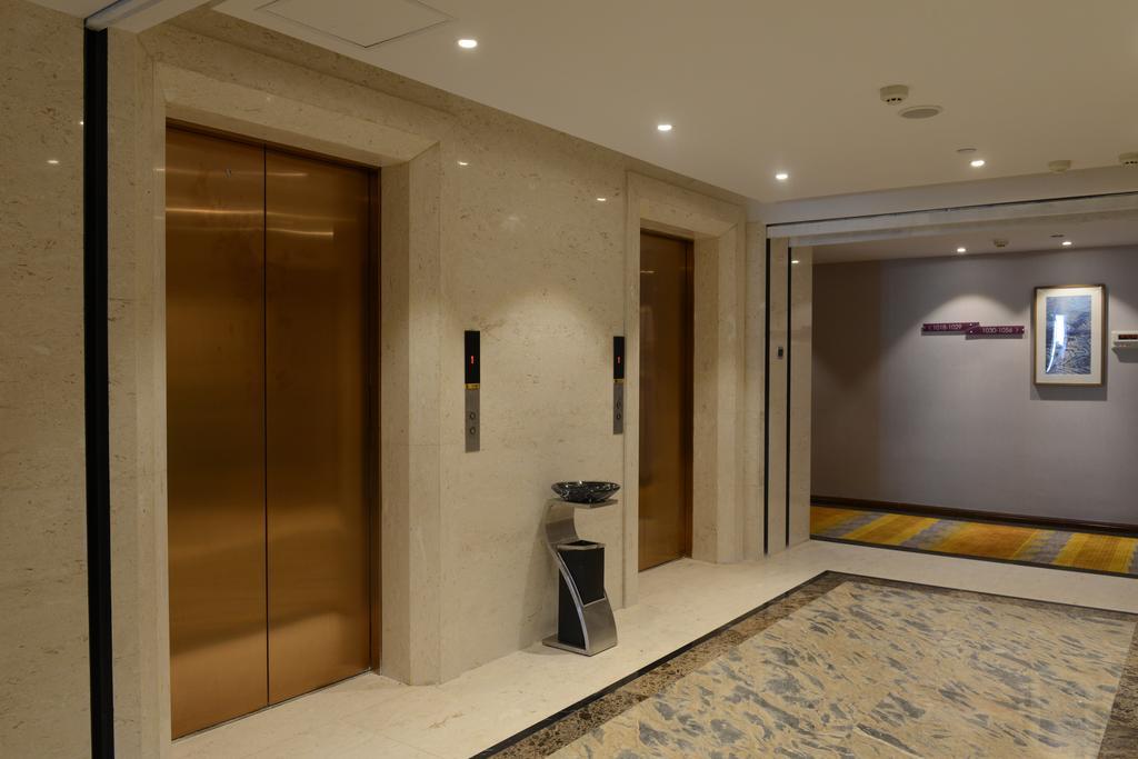 Yitel Ningbo Old Bund Hotel Exterior photo