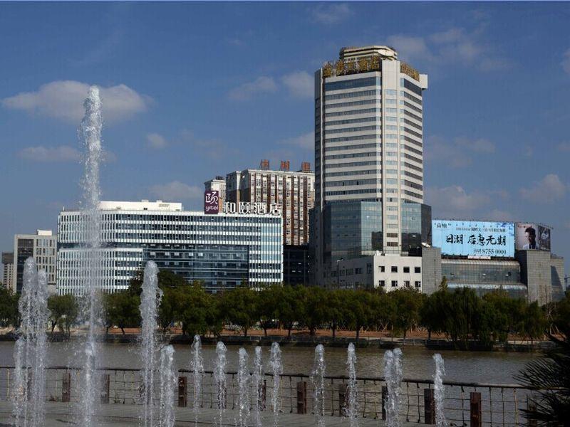 Yitel Ningbo Old Bund Hotel Exterior photo